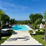 M Villa Specchiolla