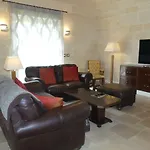 M Villa Specchiolla